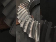 विभिन्न औद्योगिक अनुप्रयोगों के लिए कस्टम निर्मित बेवल रिंग गियर एंटीरोस्ट